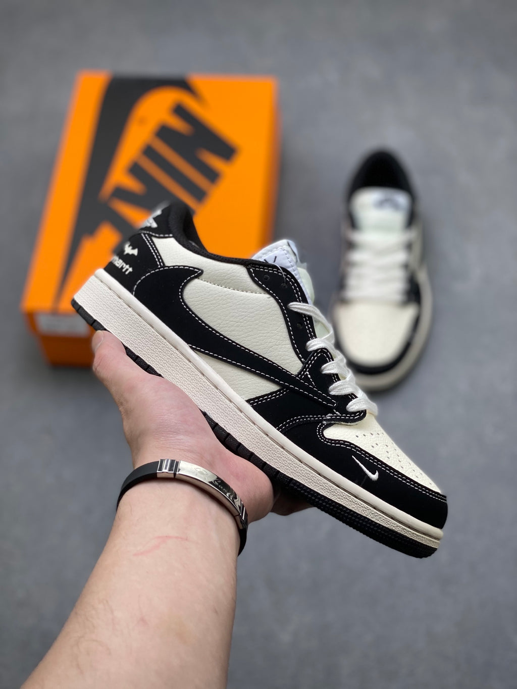 Fragment x Travis Scott x Dior x Nike Air Jordan 1 Low - Image 1