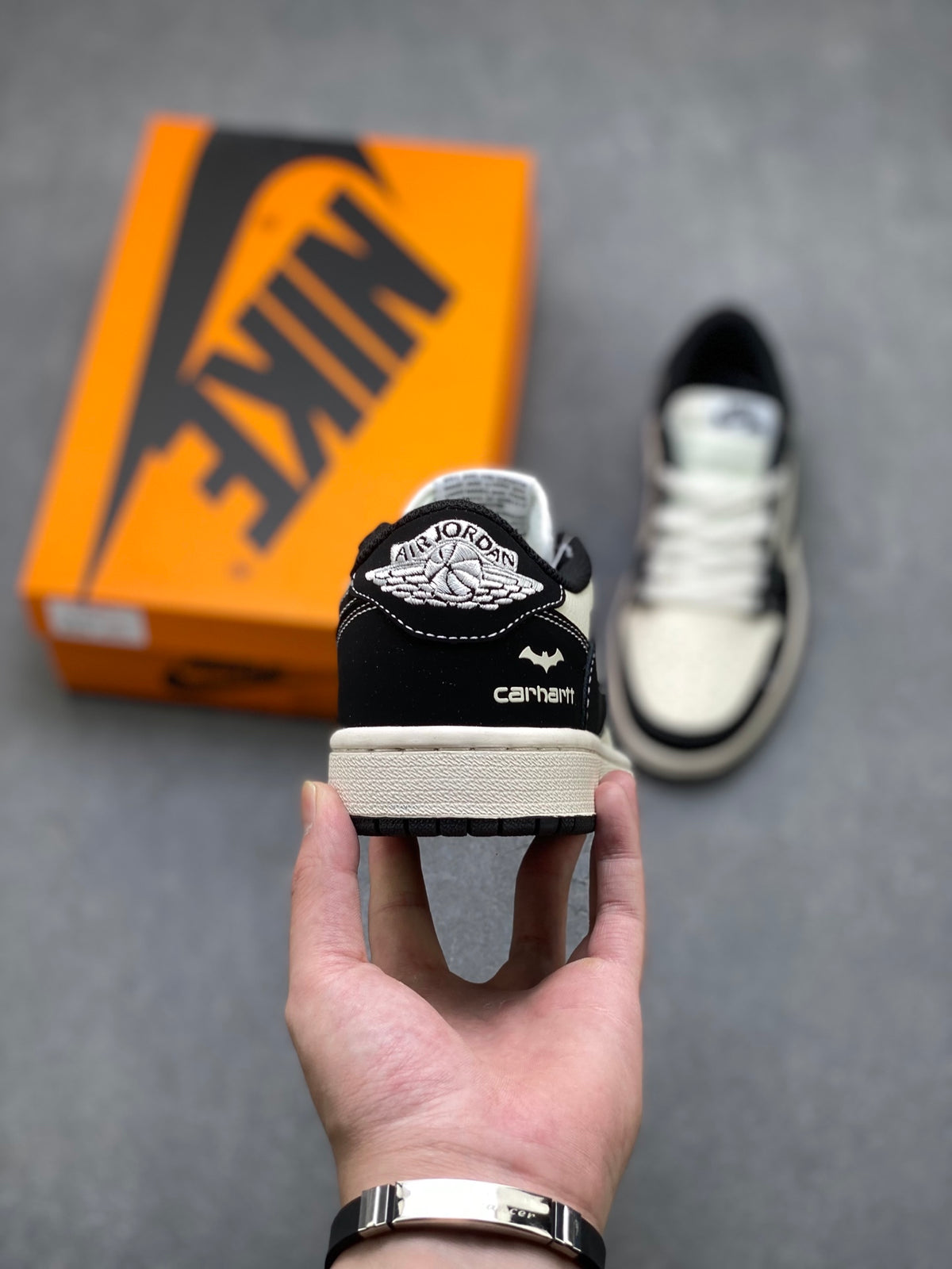 Fragment x Travis Scott x Dior x Nike Air Jordan 1 Low - Image 4