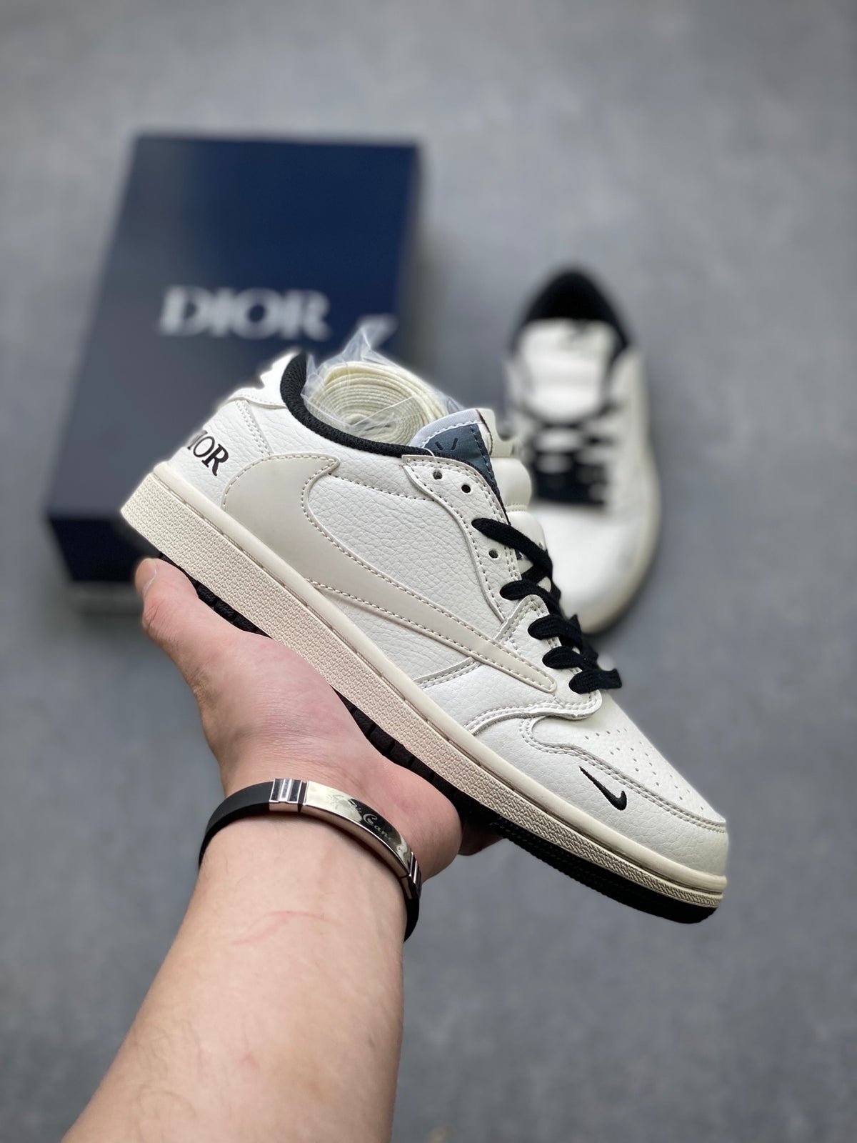 Fragment x Travis Scott x Dior x Nike Air Jordan 1 Low - Image 1