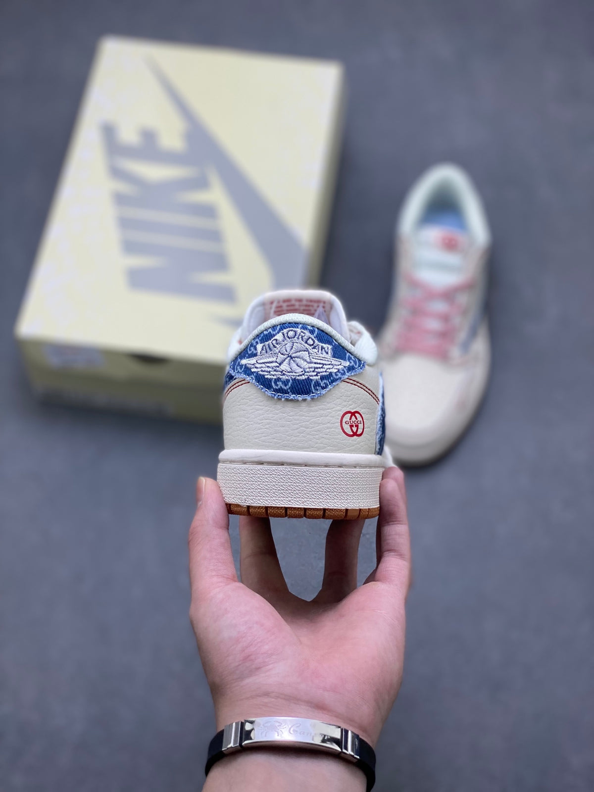 Fragment x Travis Scott x Dior x Nike Air Jordan 1 Low - Image 4