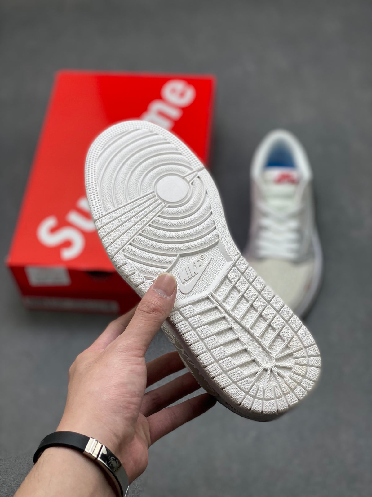 Fragment x Travis Scott x Dior x Nike Air Jordan 1 Low - Image 6