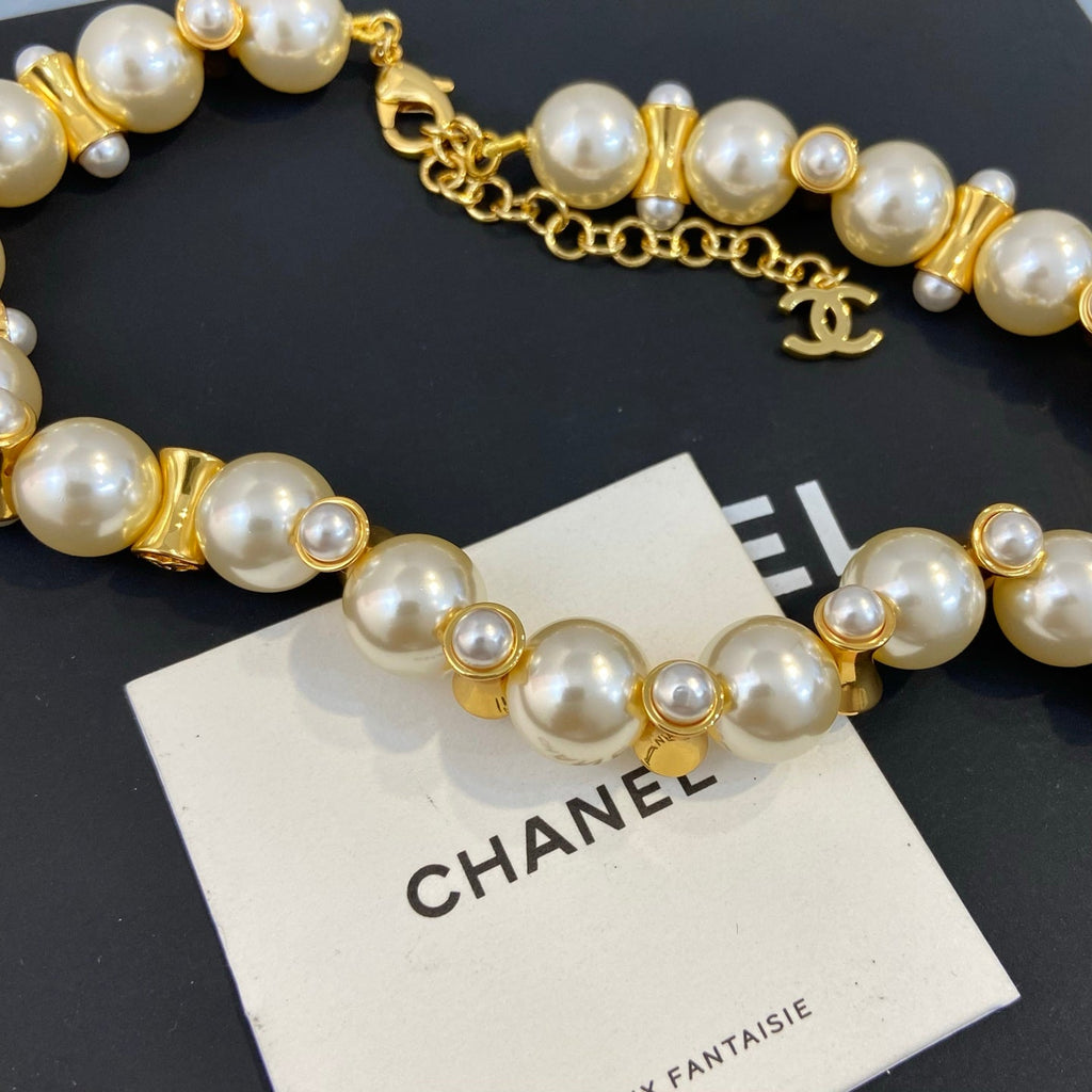 CHANEL Vintage Layered Necklace