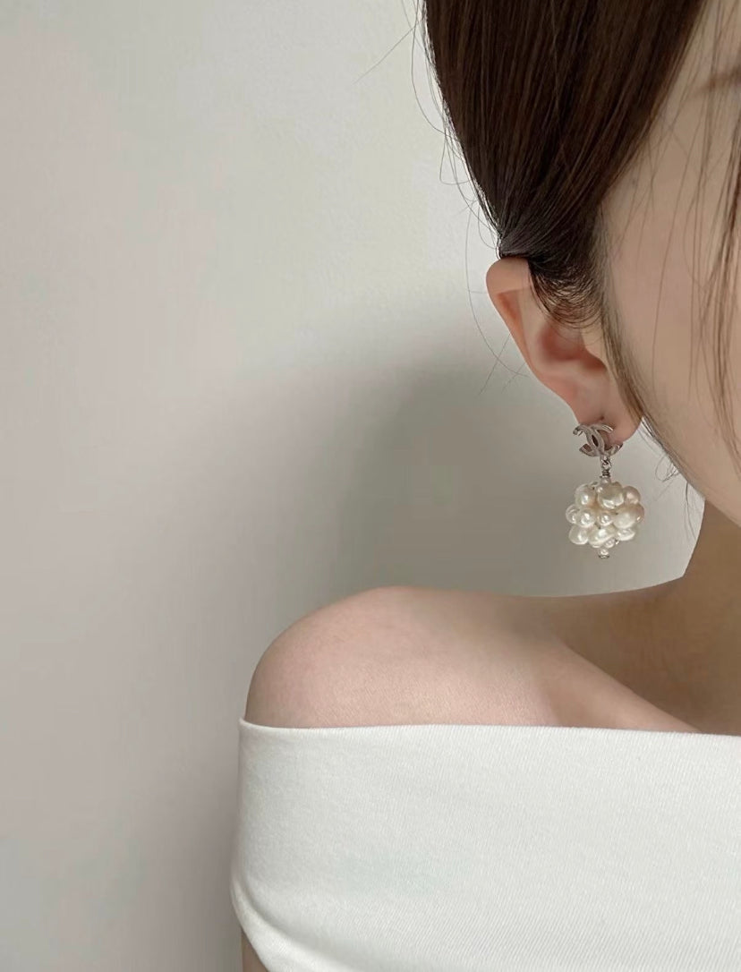 CHANEL Pearl Earrings