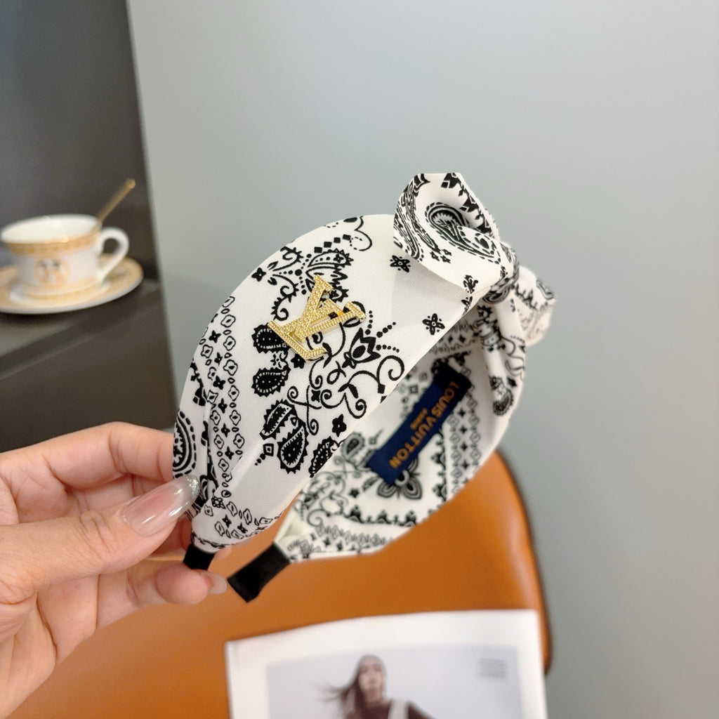 LOUIS VUITTON Bow Headband