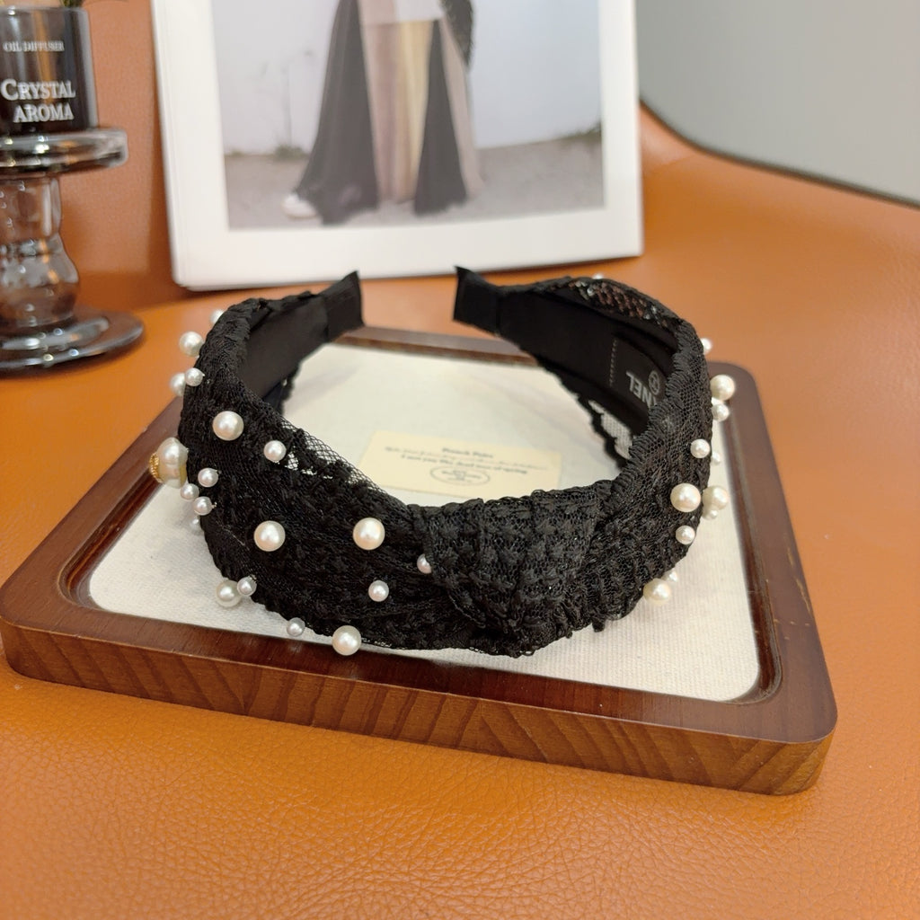 CHANEL Pearl Headband