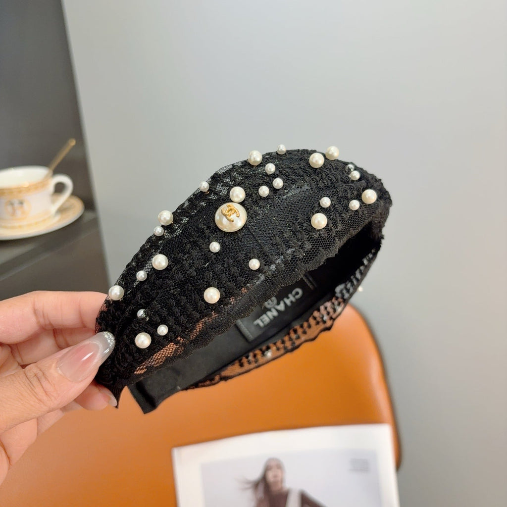 CHANEL Pearl Wide Vintage Headband