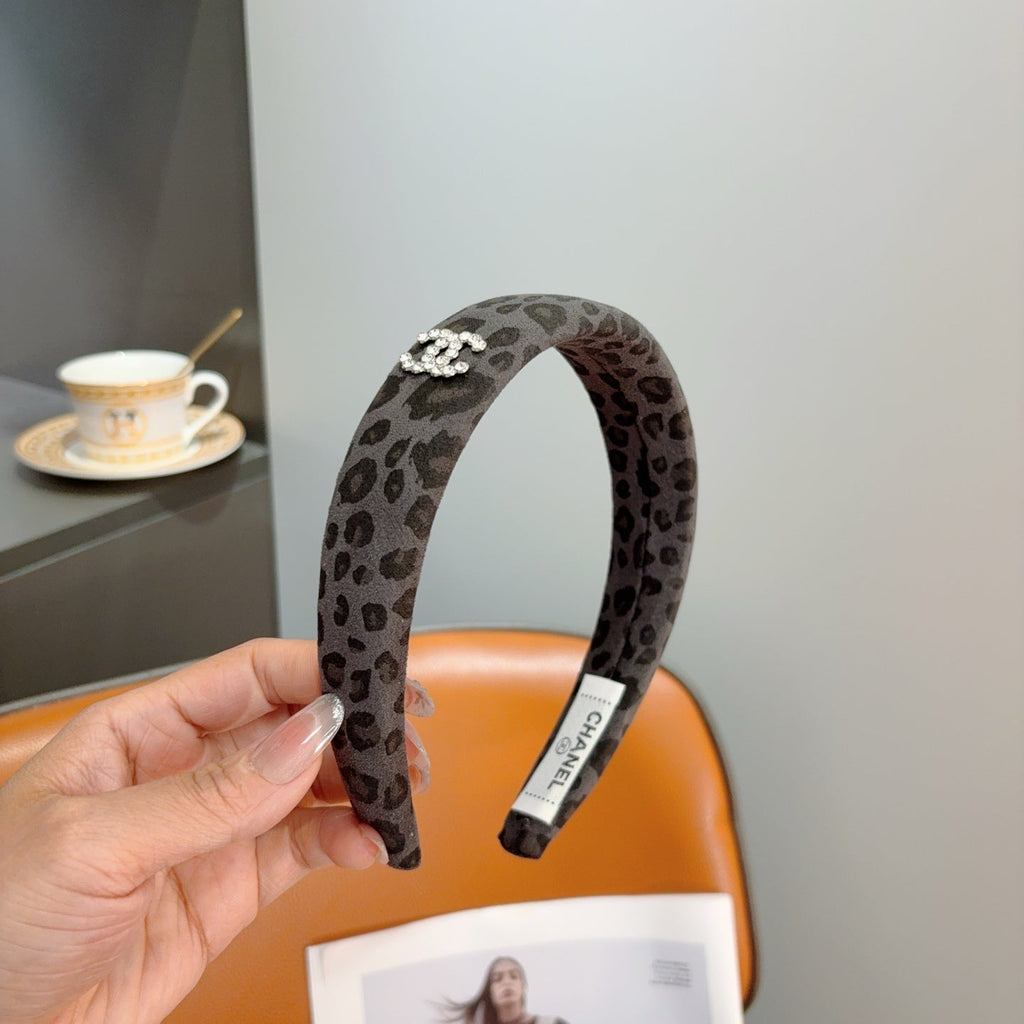 CHANEL Padded Vintage Headband
