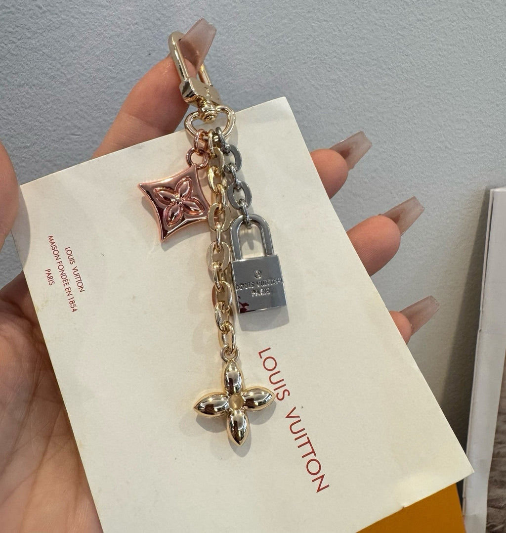 LOUIS VUITTON Bag Charm Keychain