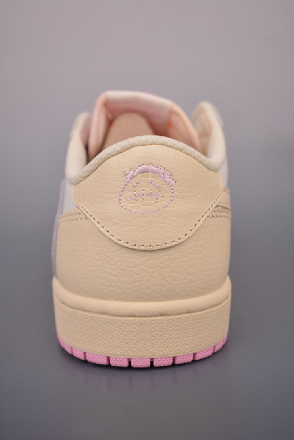 Fragment x Travis Scott x Nike Air Jordan 1 Low - Image 4