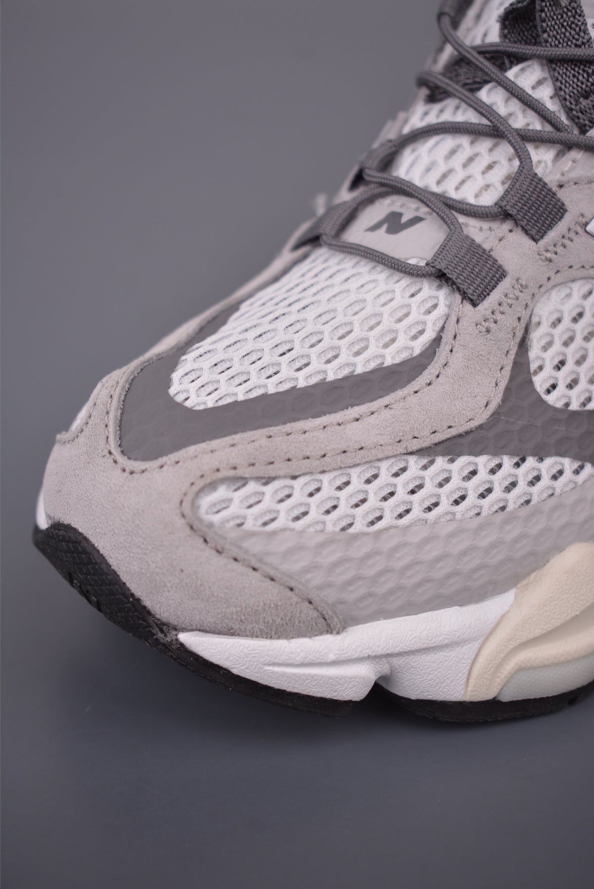 New Balance 220 - Image 6
