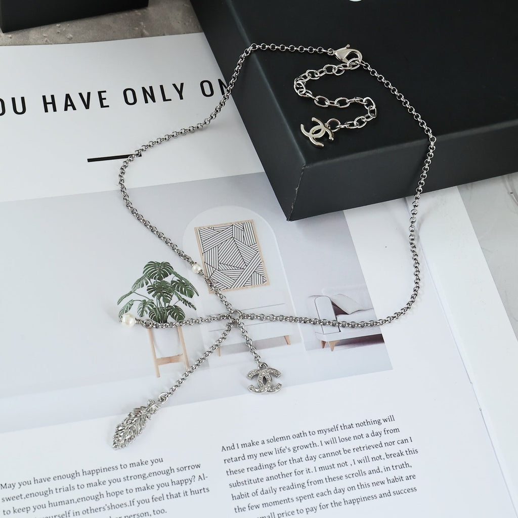 CHANEL Feather Tassel Necklace