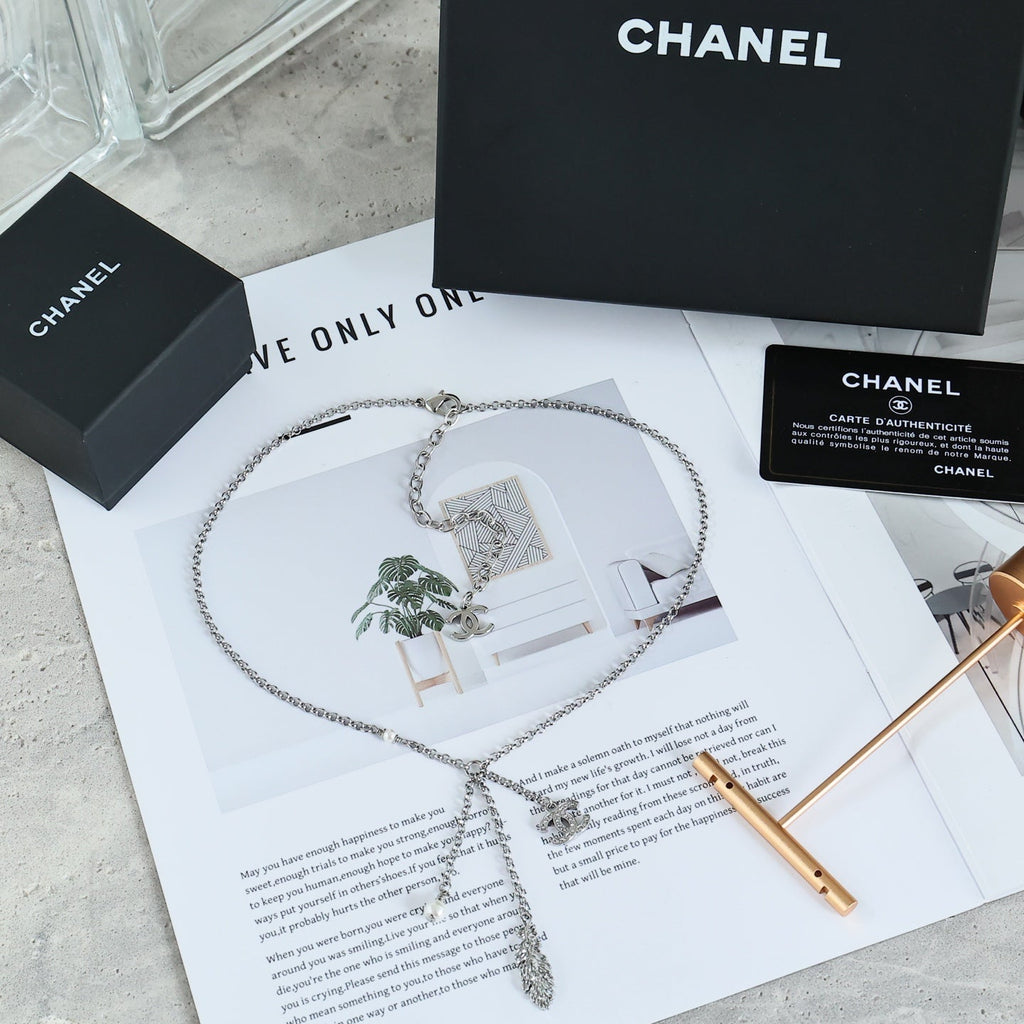 CHANEL Feather Tassel Necklace