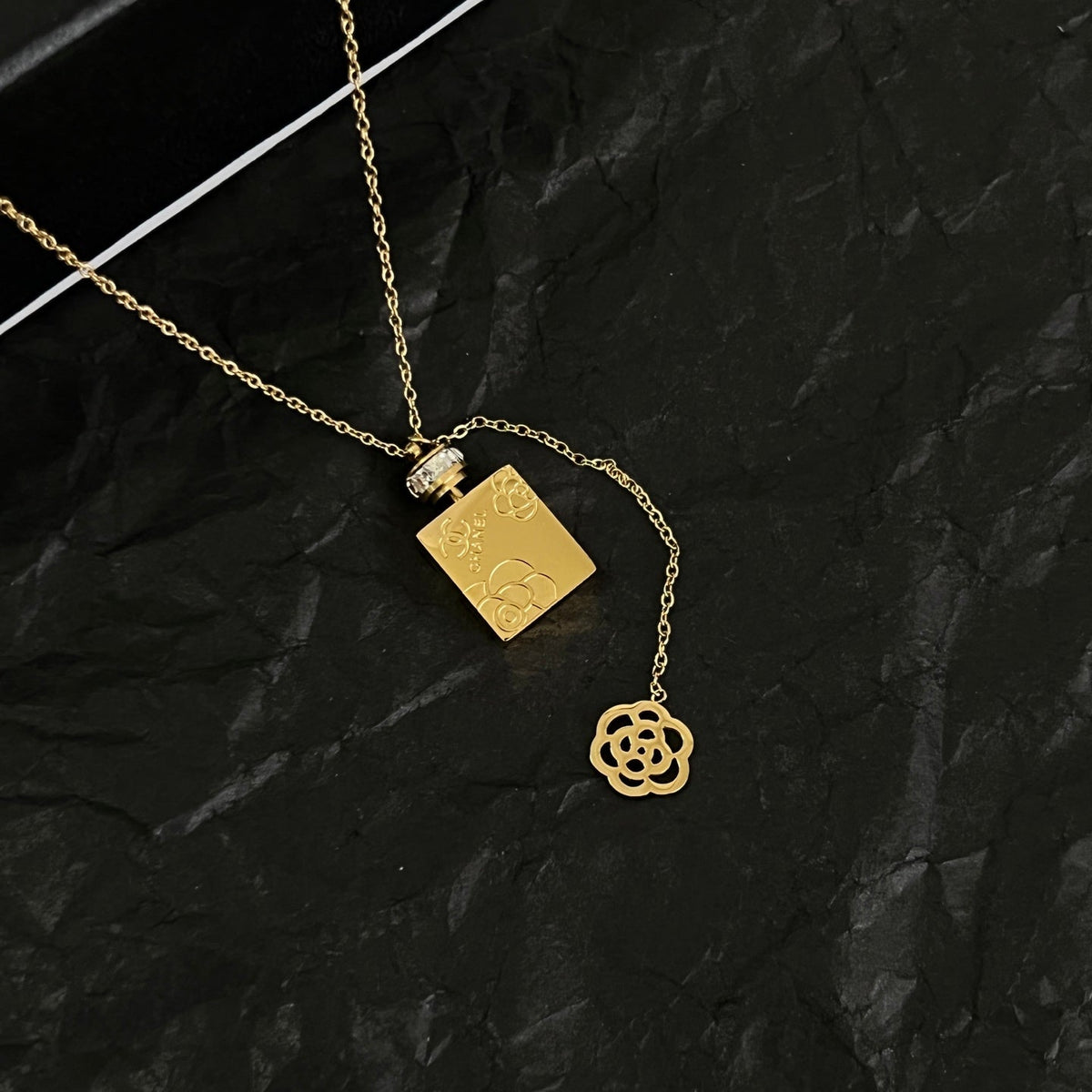 CHANEL Vintage Necklace