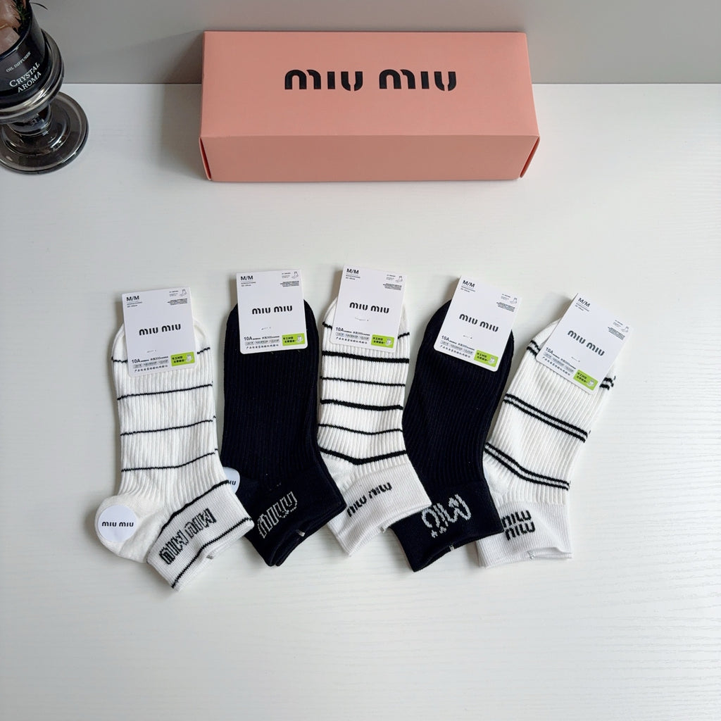 Miu Miu Cotton Ankle Socks – 5-Pair Set #003