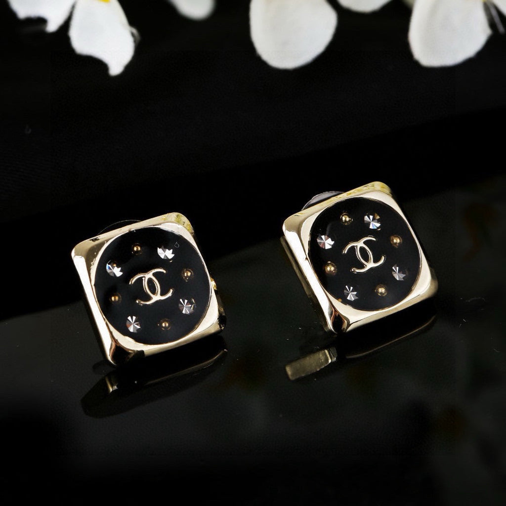 CHANEL P50 Earrings