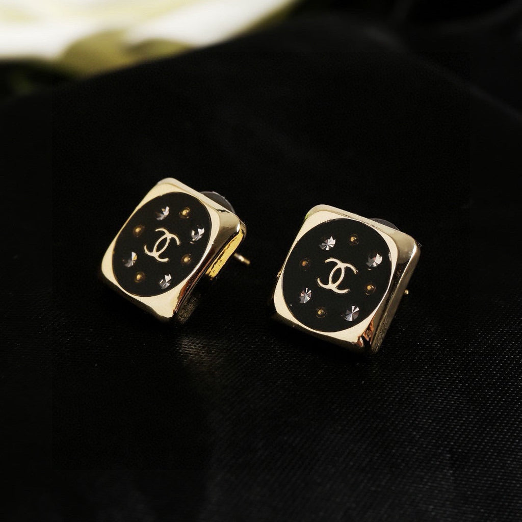 CHANEL P50 Earrings