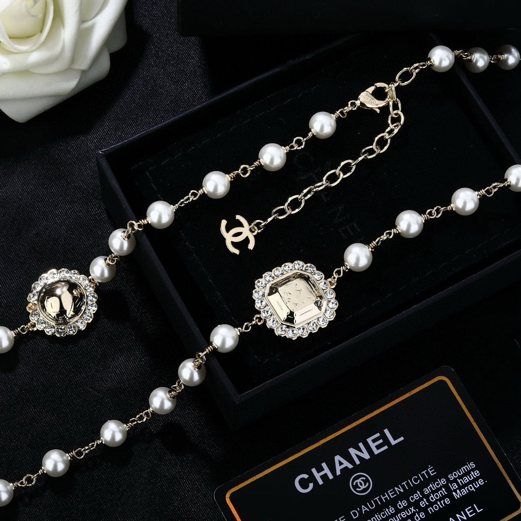 CHANEL Necklace