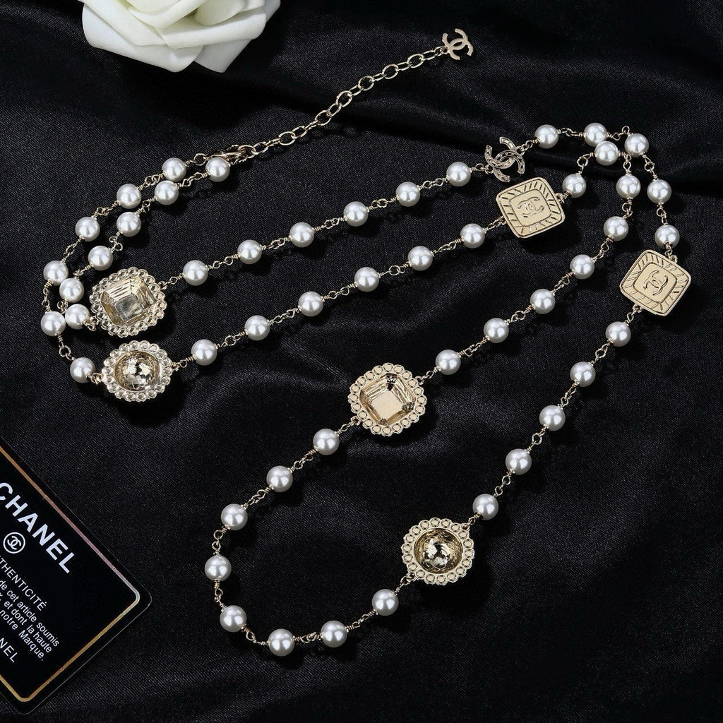 CHANEL Necklace