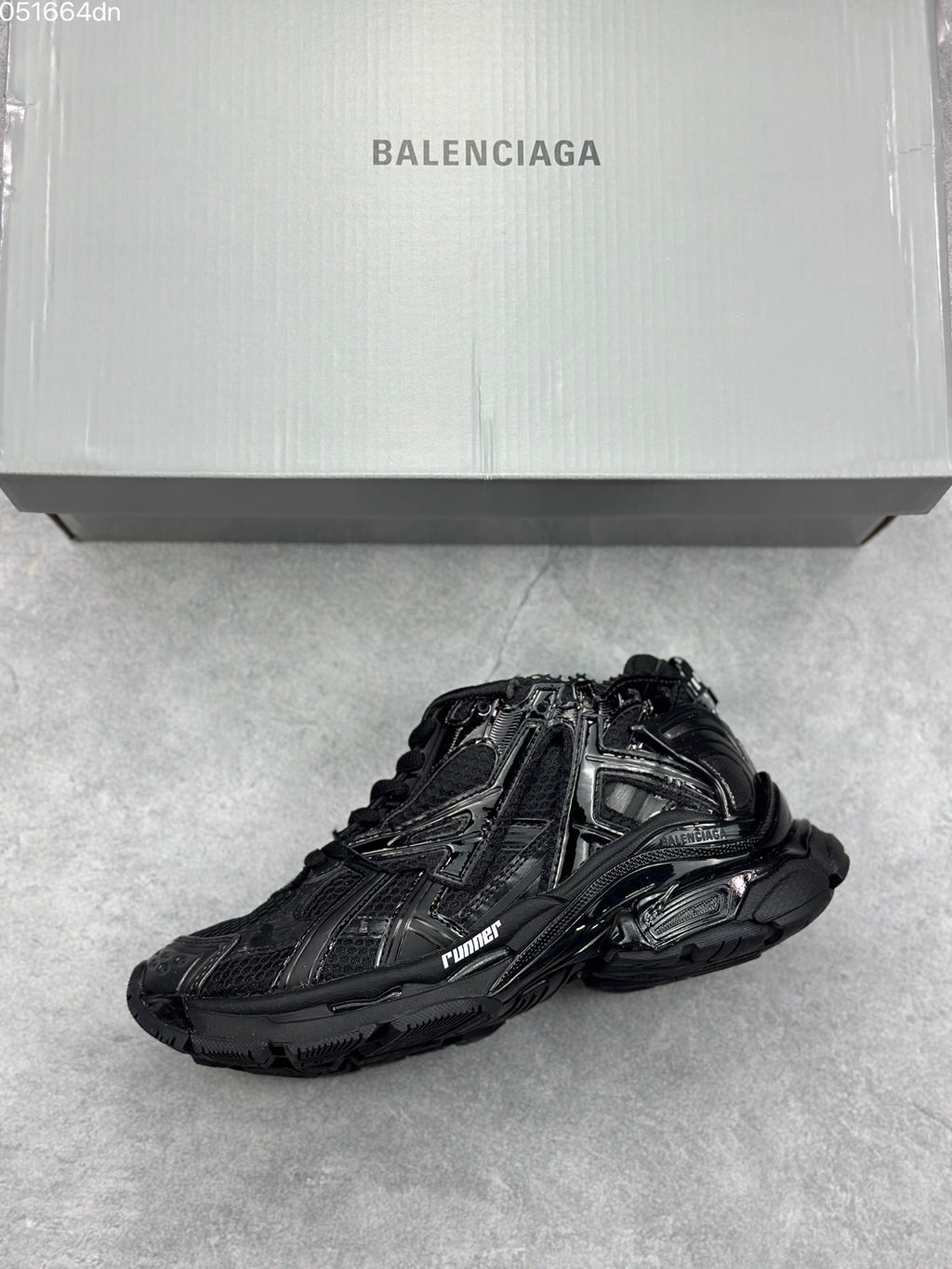 Jordan Sneakers #66 - Image 3