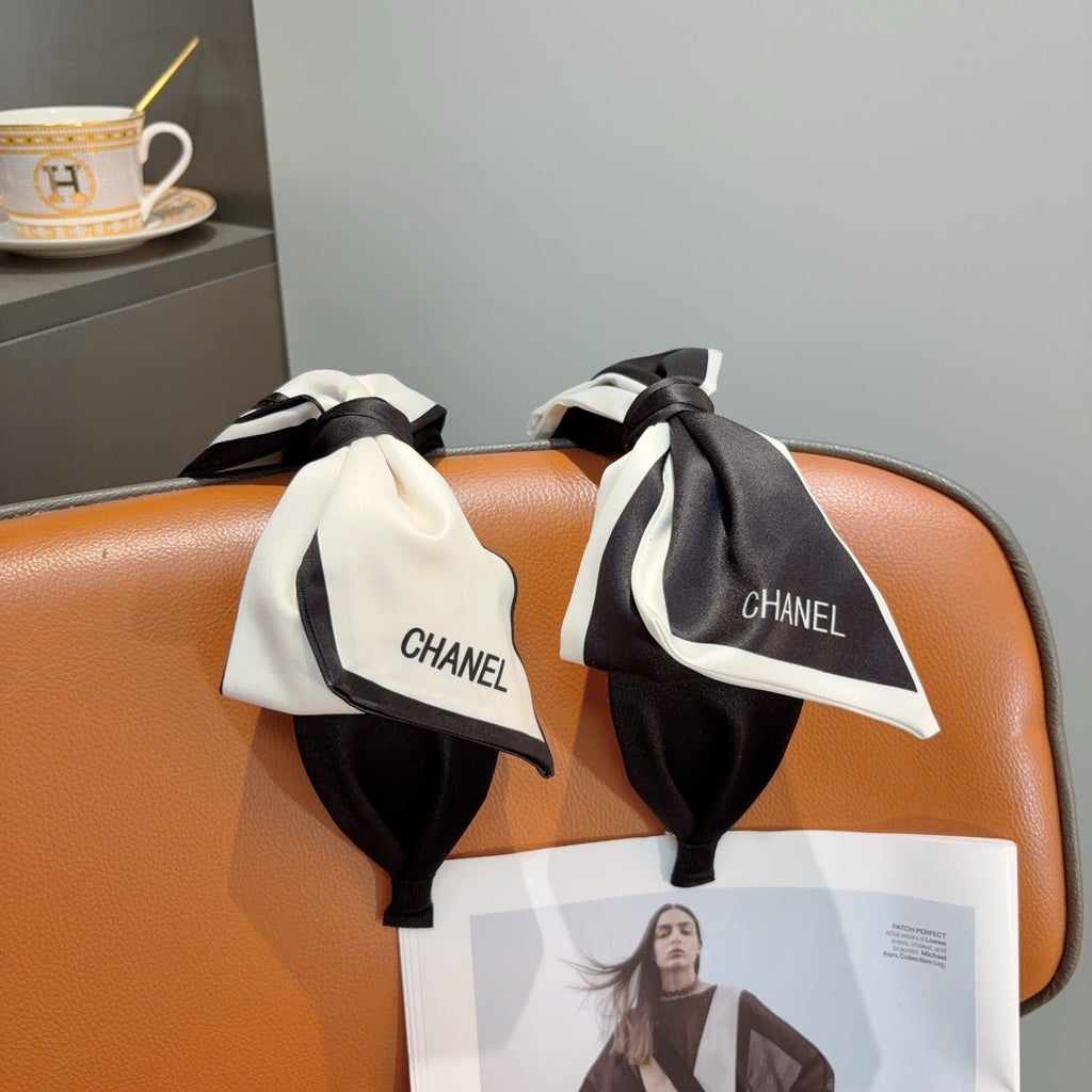 CHANEL Bow Wide Vintage Headband