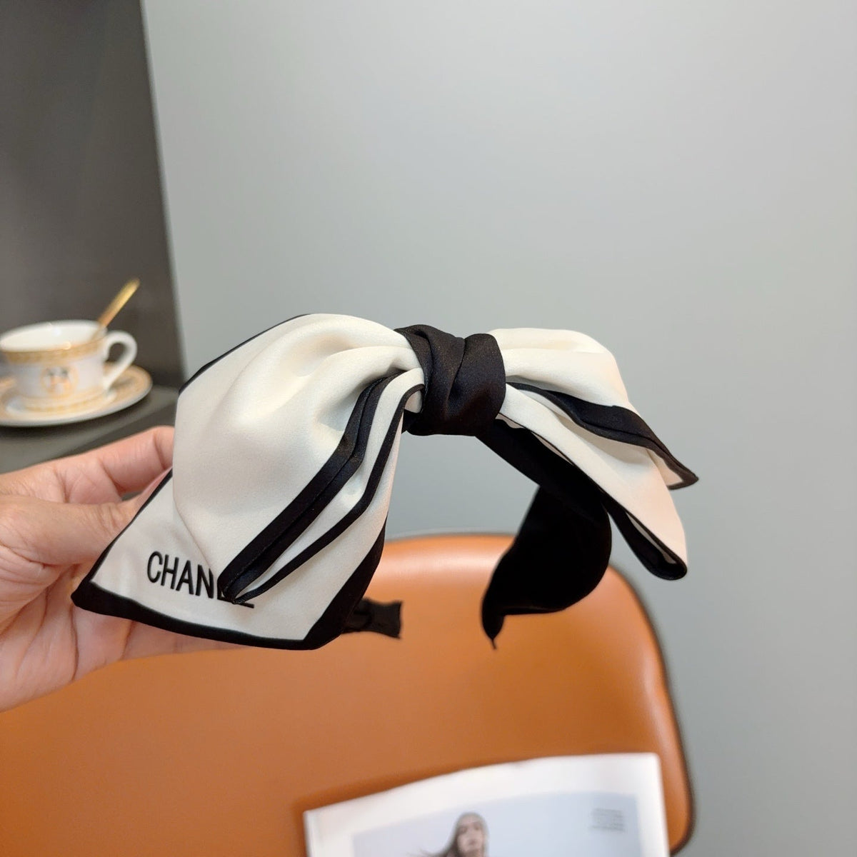 CHANEL Bow Wide Vintage Headband