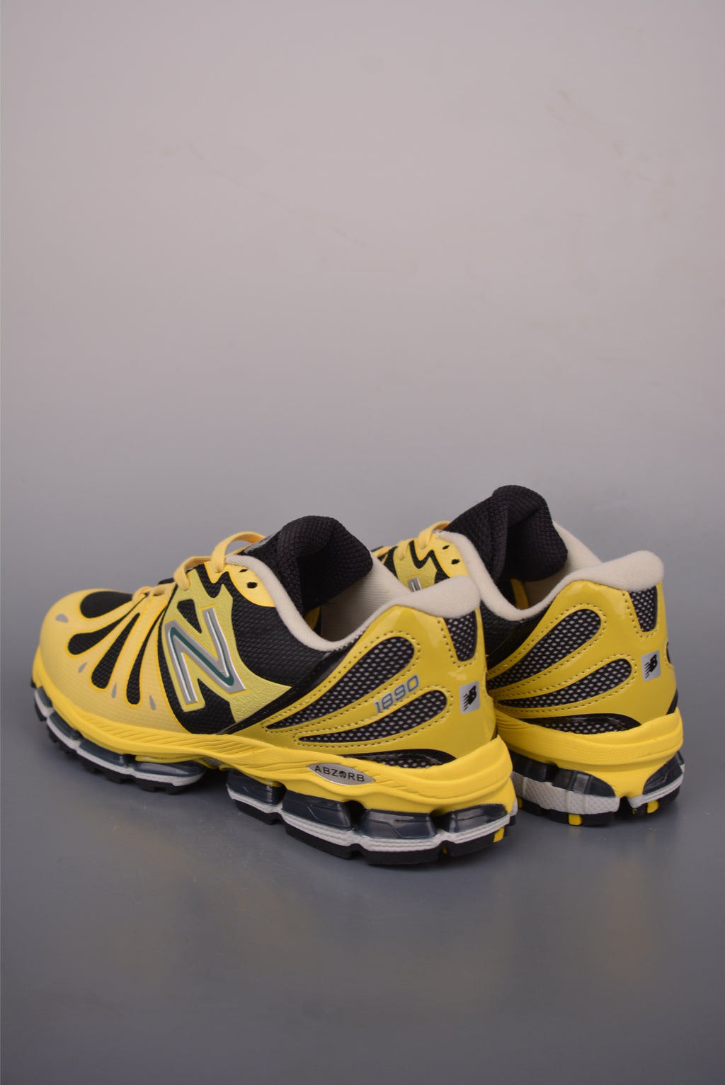 Stone Island x New Balance 240 3D - Image 2