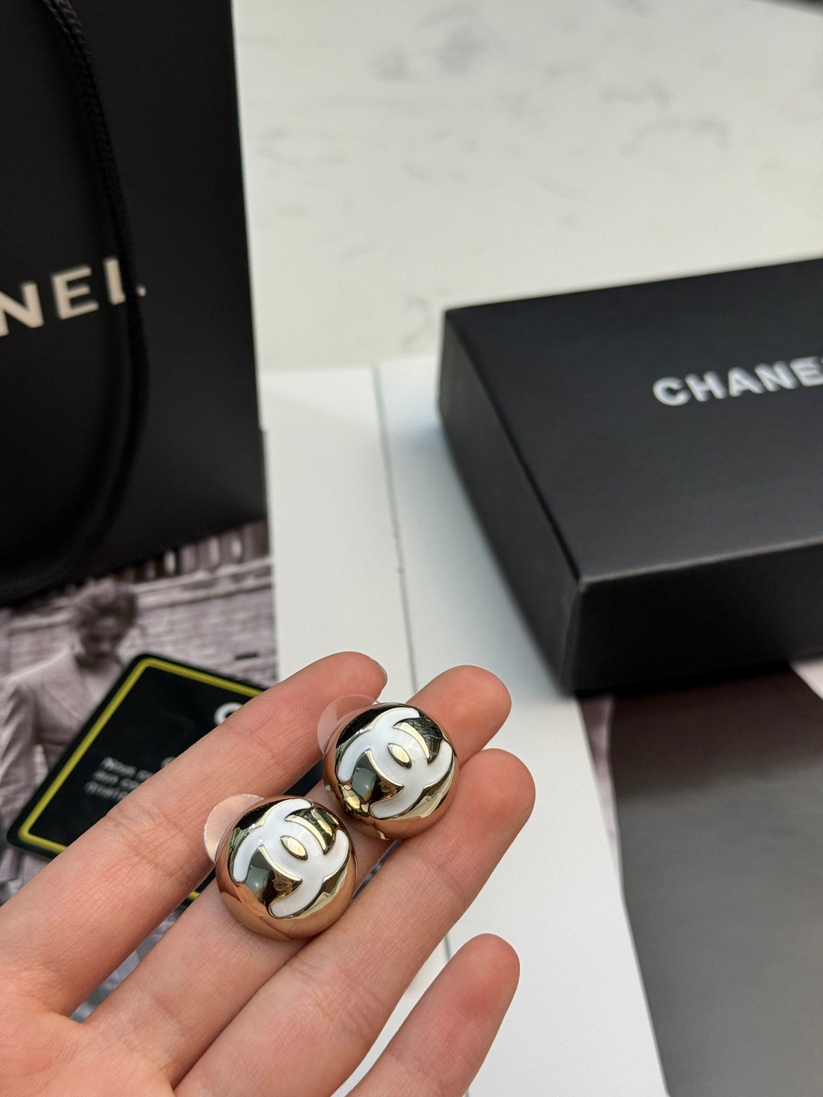 CHANEL White Earrings