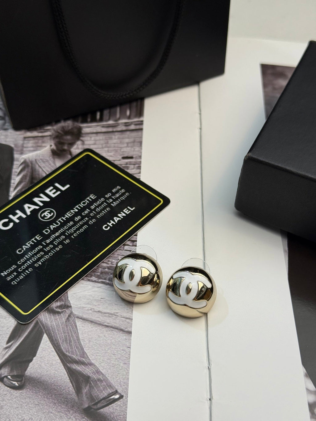 CHANEL White Earrings