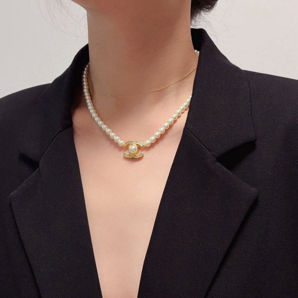 CHANEL Pearl Necklace