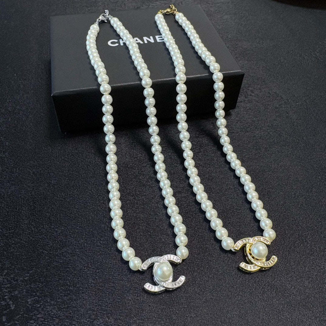 CHANEL Pearl Necklace