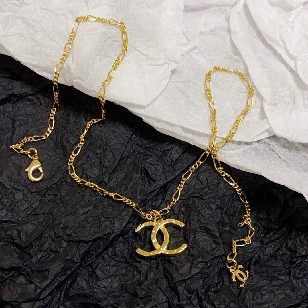 CHANEL Double-C Vintage Necklace