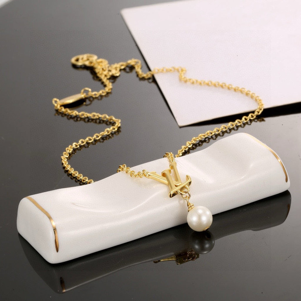 LOUIS VUITTON Necklace