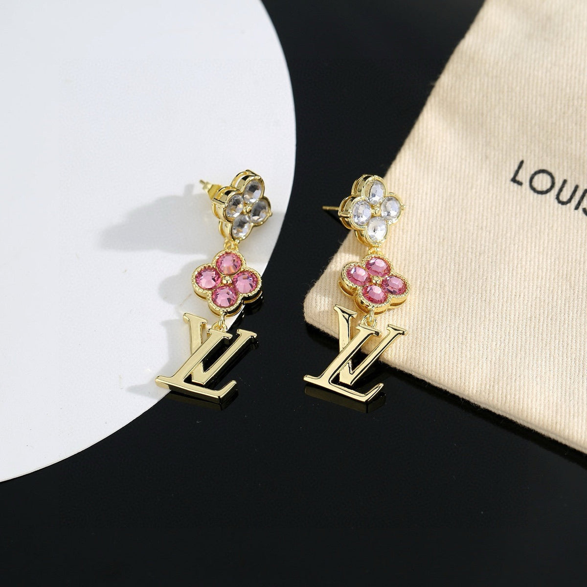 LOUIS VUITTON Earrings