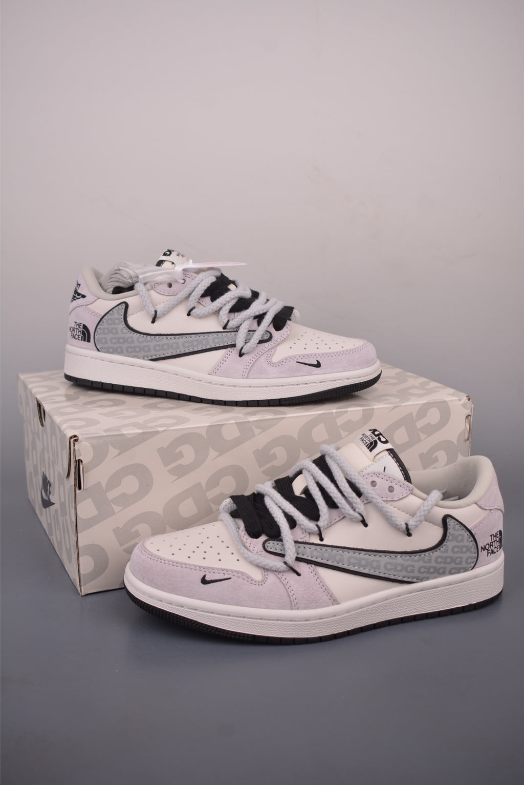 Fragment x Travis Scott x Nike Air Jordan 1 Low - Image 5