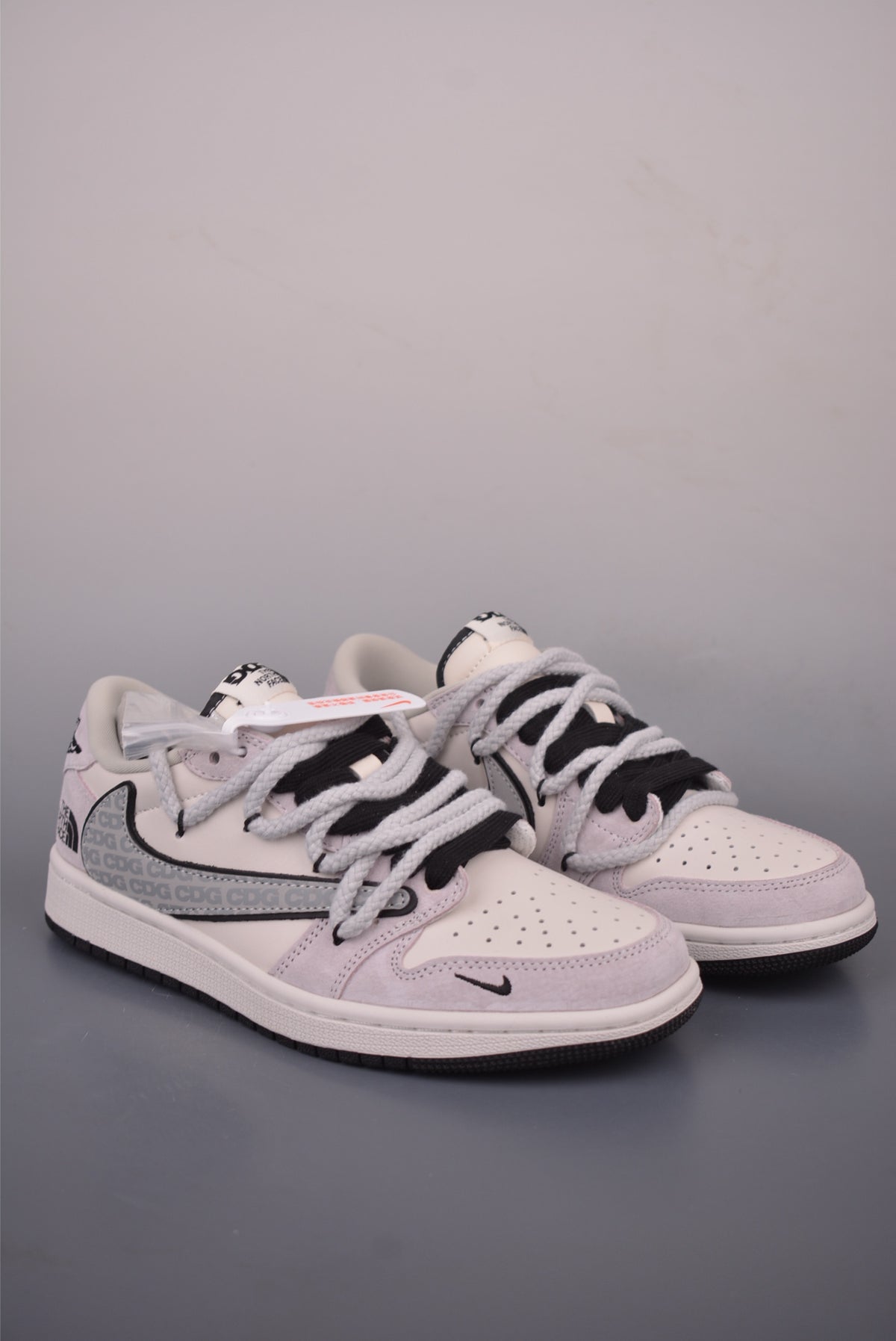 Fragment x Travis Scott x Nike Air Jordan 1 Low - Image 1