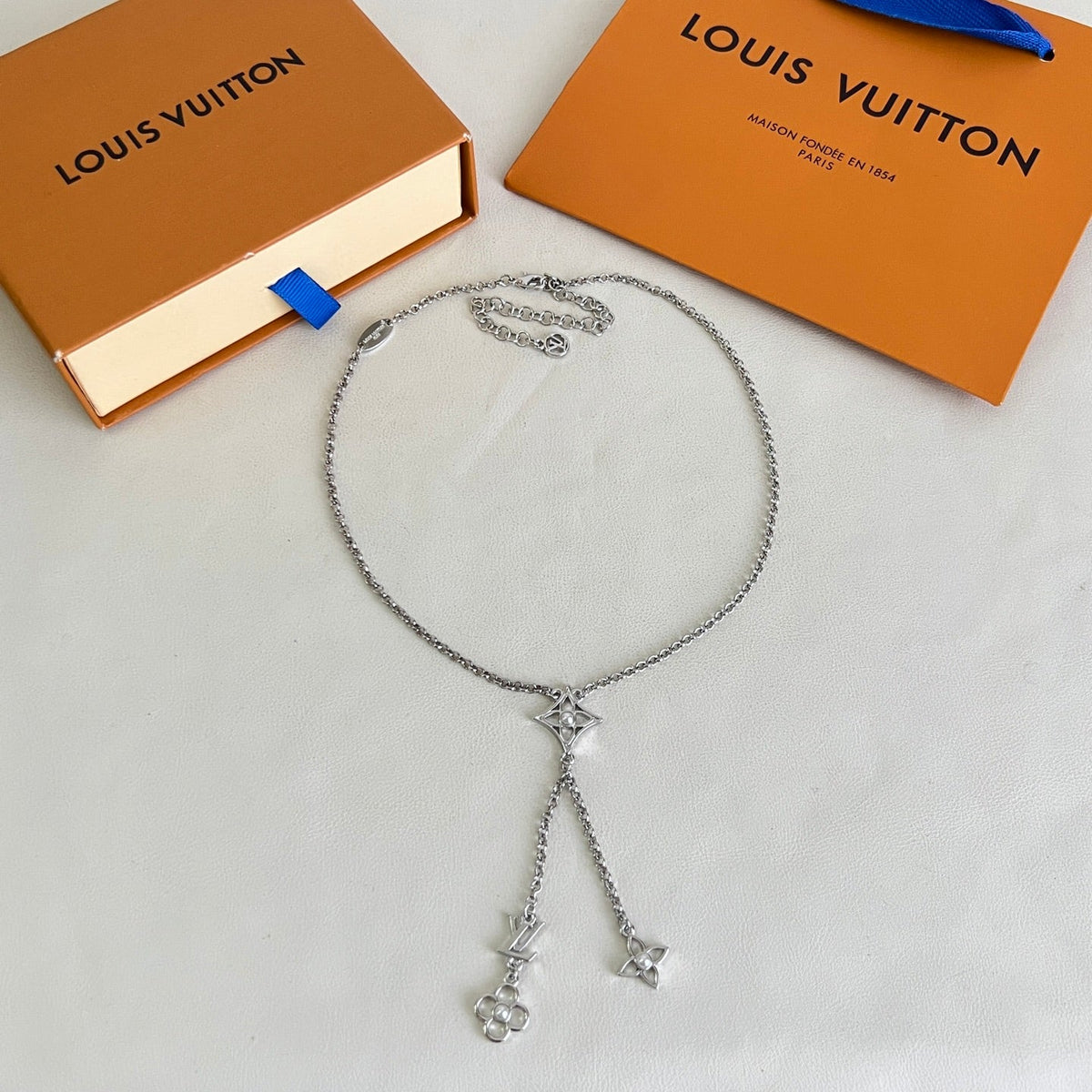 LOUIS VUITTON Vintage Necklace