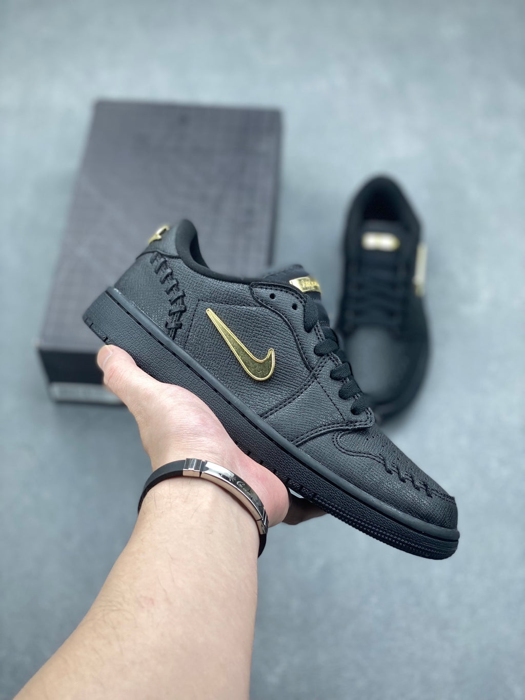 Fragment x Travis Scott x Dior x Nike Air Jordan 1 Low - Image 1