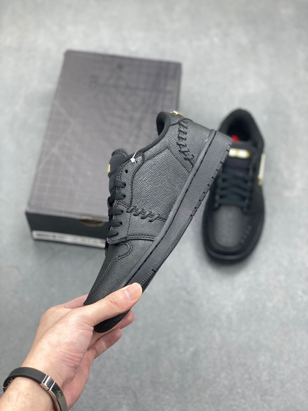 Fragment x Travis Scott x Dior x Nike Air Jordan 1 Low - Image 3
