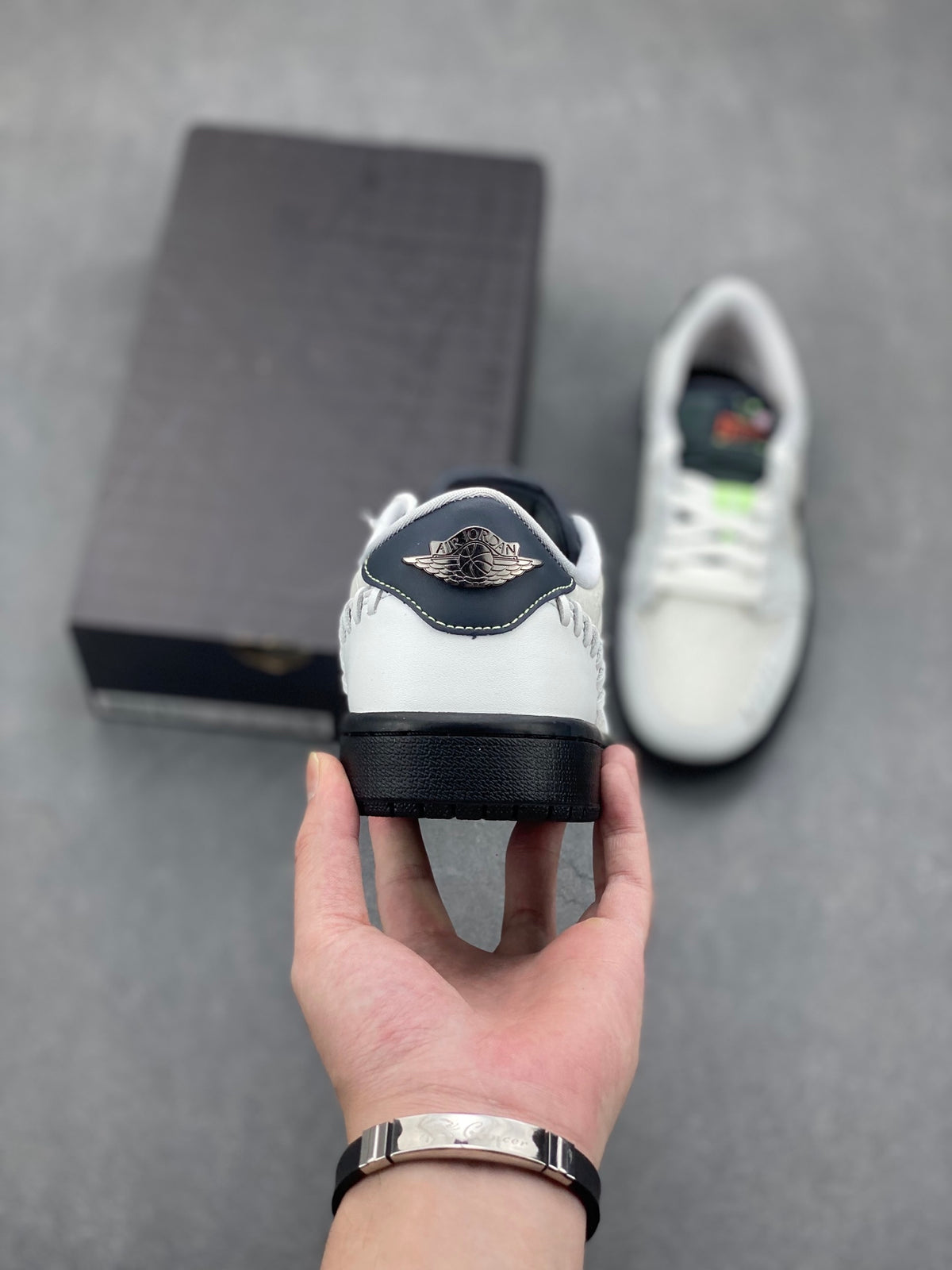 Fragment x Travis Scott x Dior x Nike Air Jordan 1 Low - Image 4