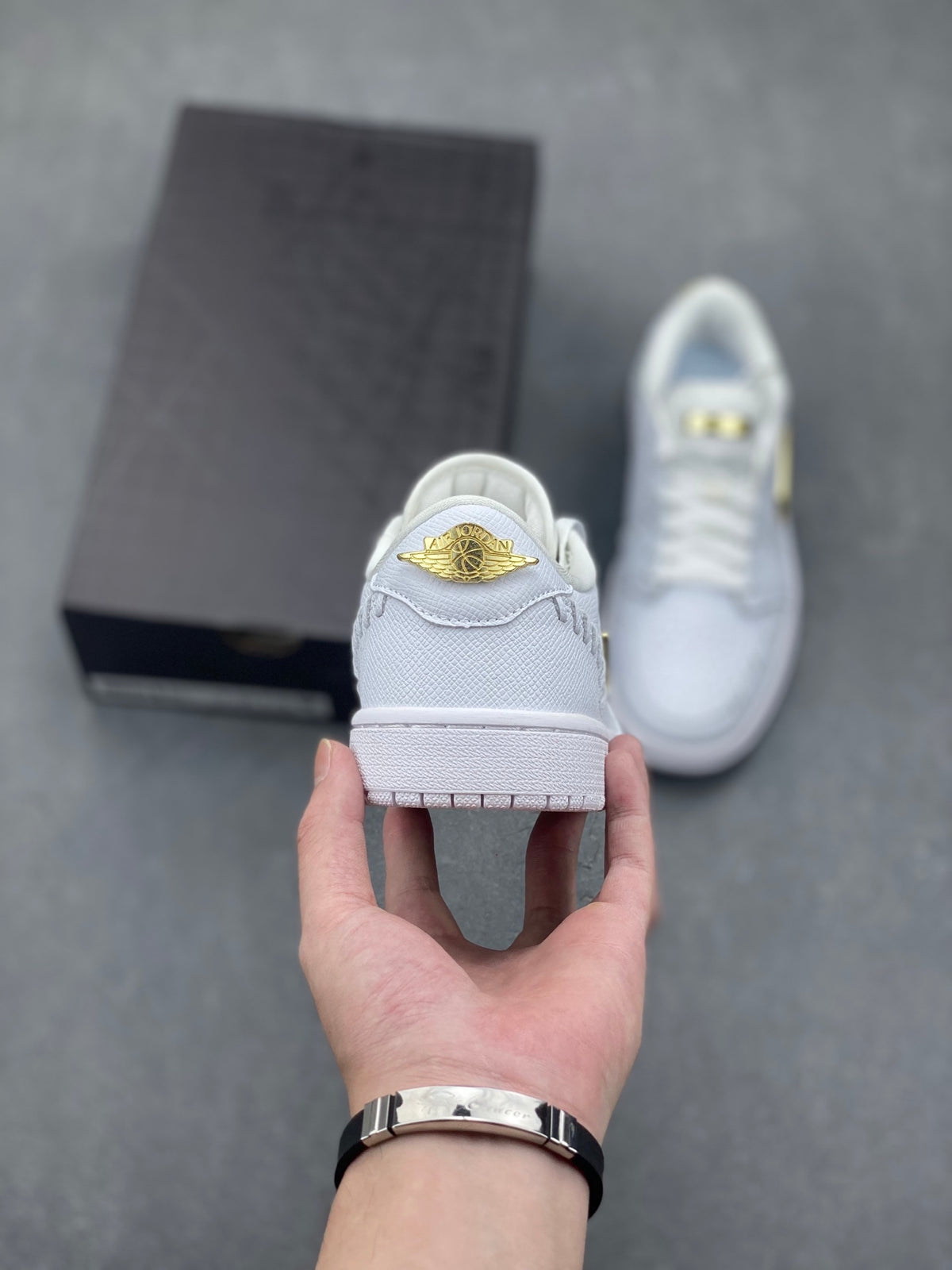 Fragment x Travis Scott x Dior x Nike Air Jordan 1 Low - Image 4