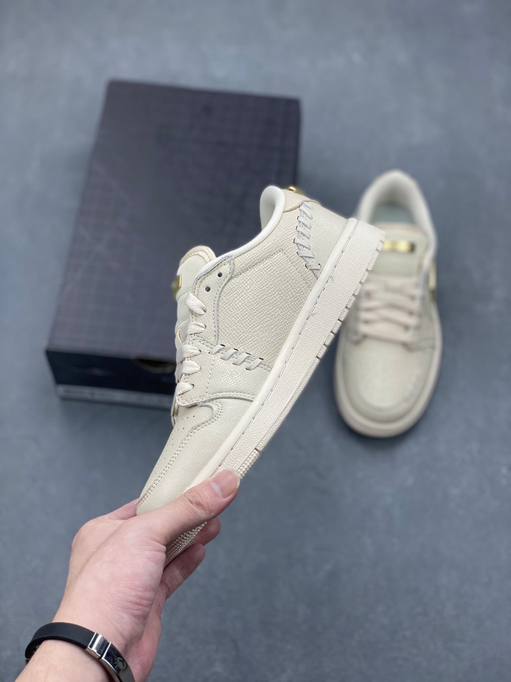 Fragment x Travis Scott x Dior x Nike Air Jordan 1 Low - Image 3