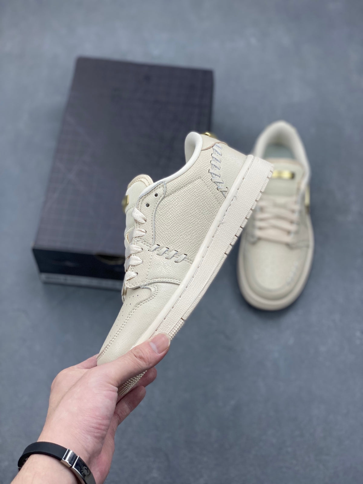 Fragment x Travis Scott x Dior x Nike Air Jordan 1 Low - Image 3