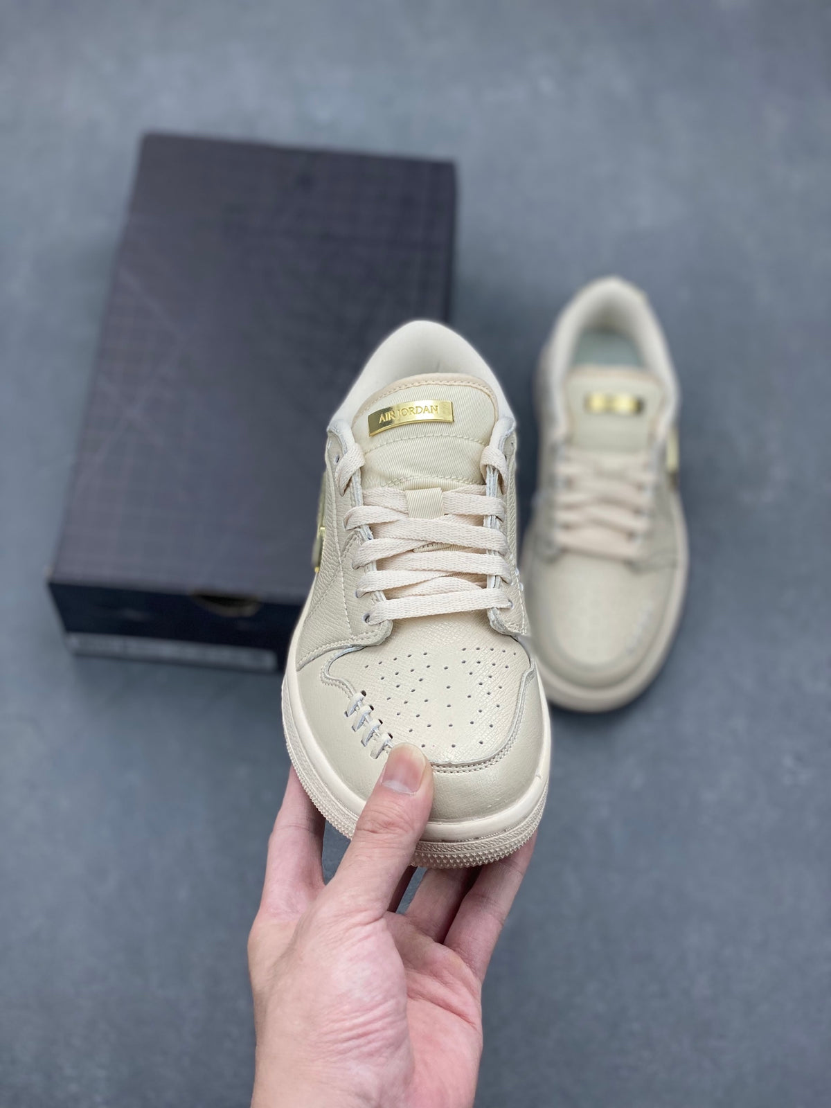 Fragment x Travis Scott x Dior x Nike Air Jordan 1 Low - Image 2