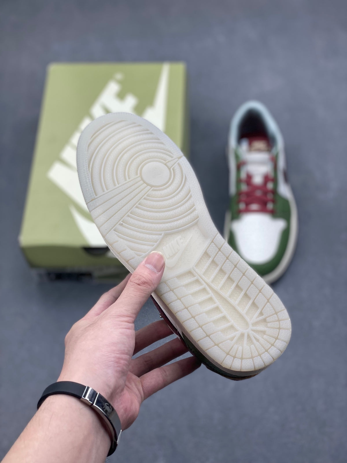 Fragment x Travis Scott x Dior x Nike Air Jordan 1 Low - Image 6