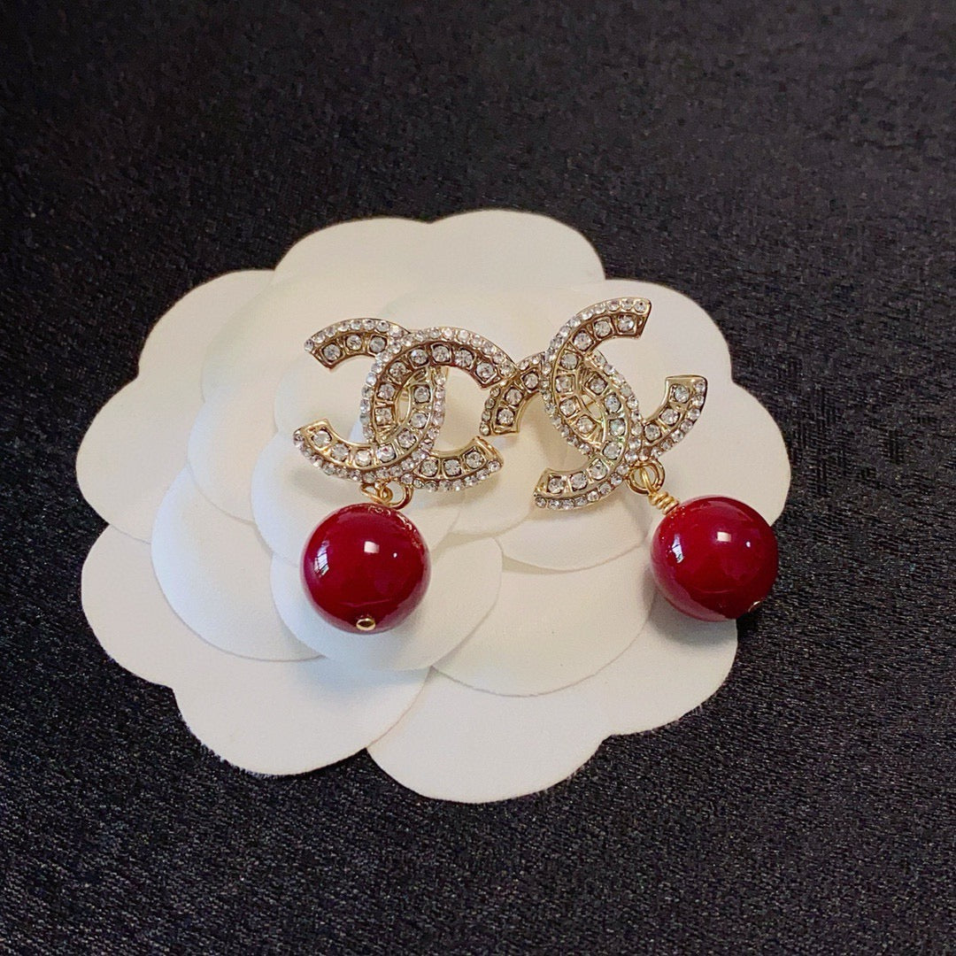 CHANEL Pearl Double-C Pendant Necklace