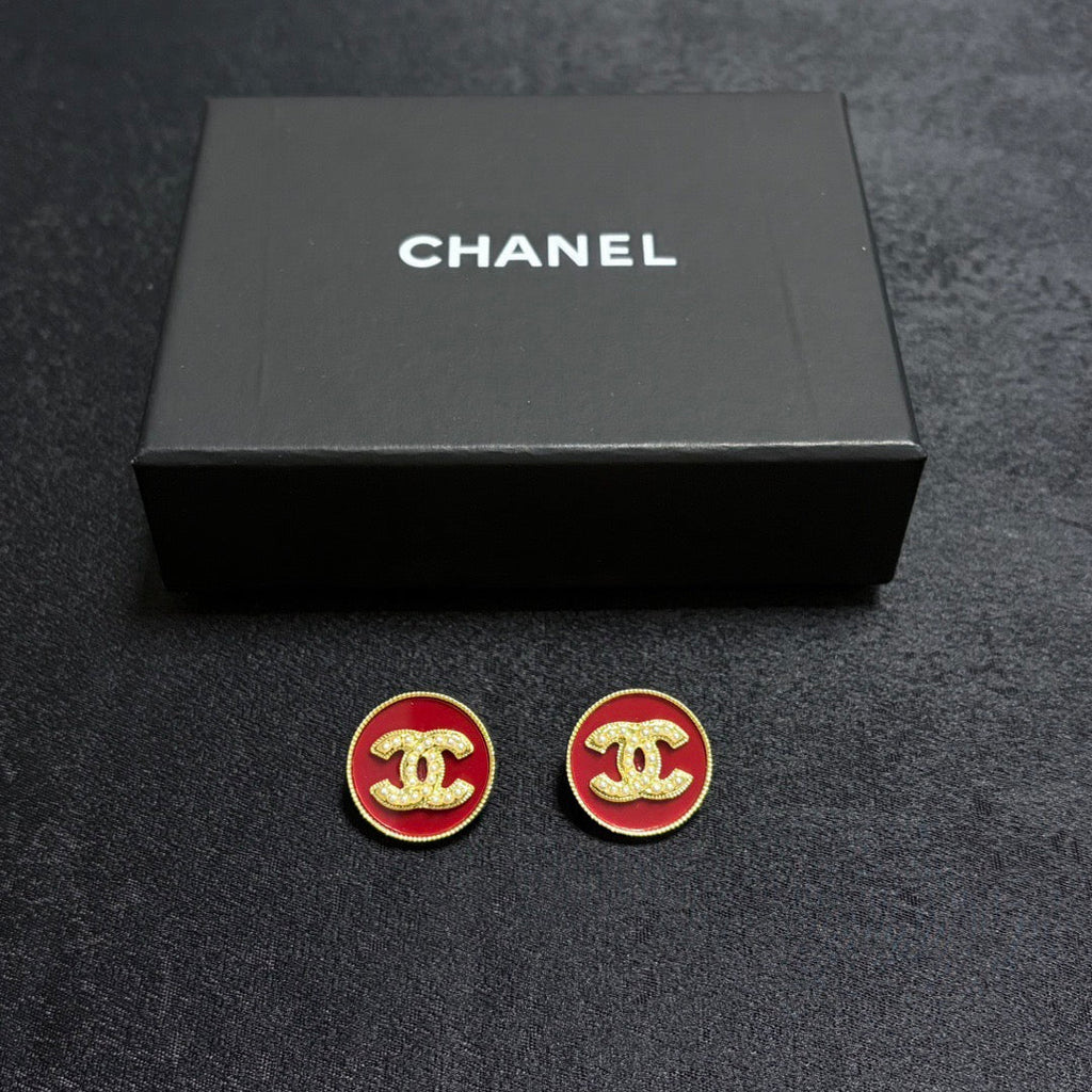 CHANEL Pearl Earrings