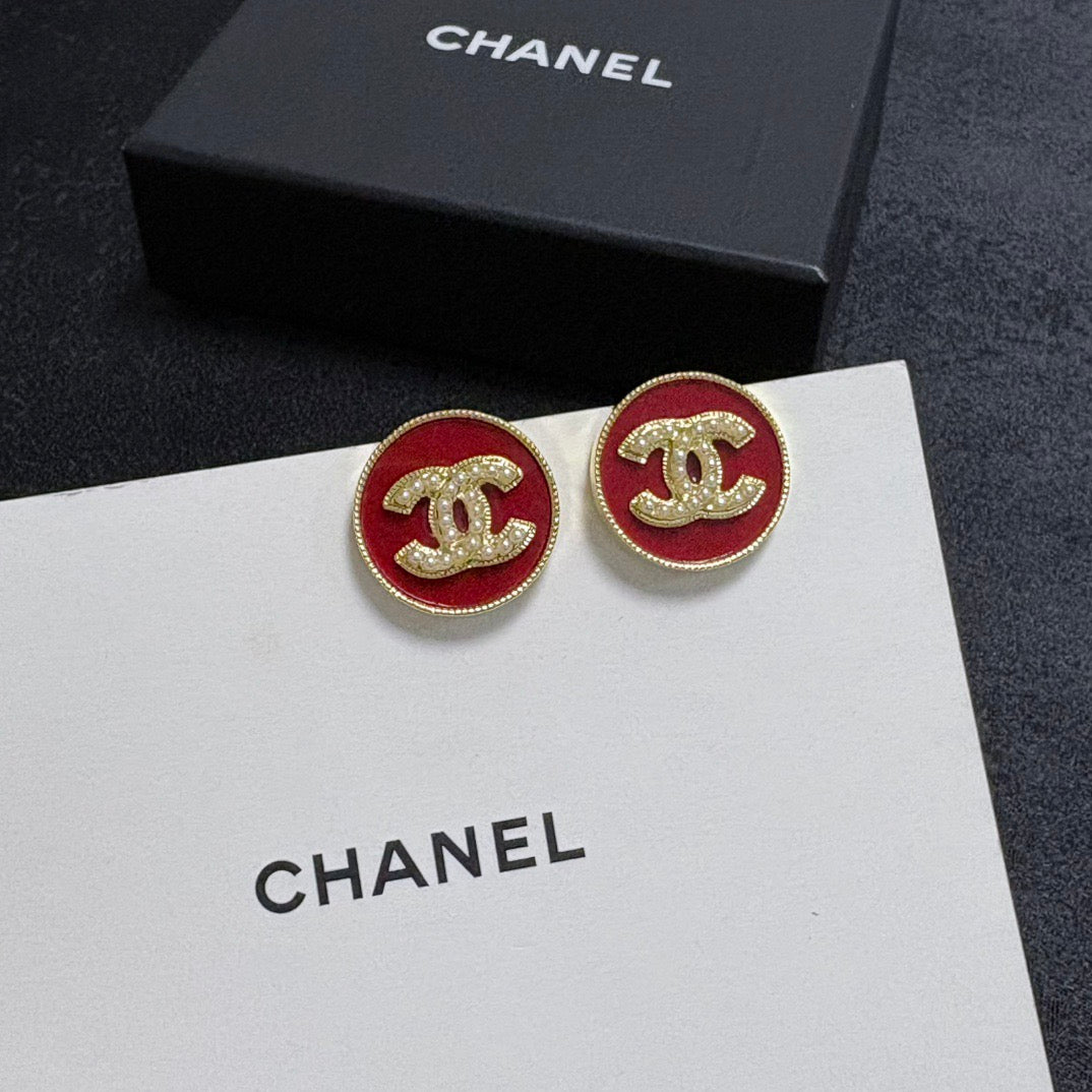 CHANEL Pearl Earrings