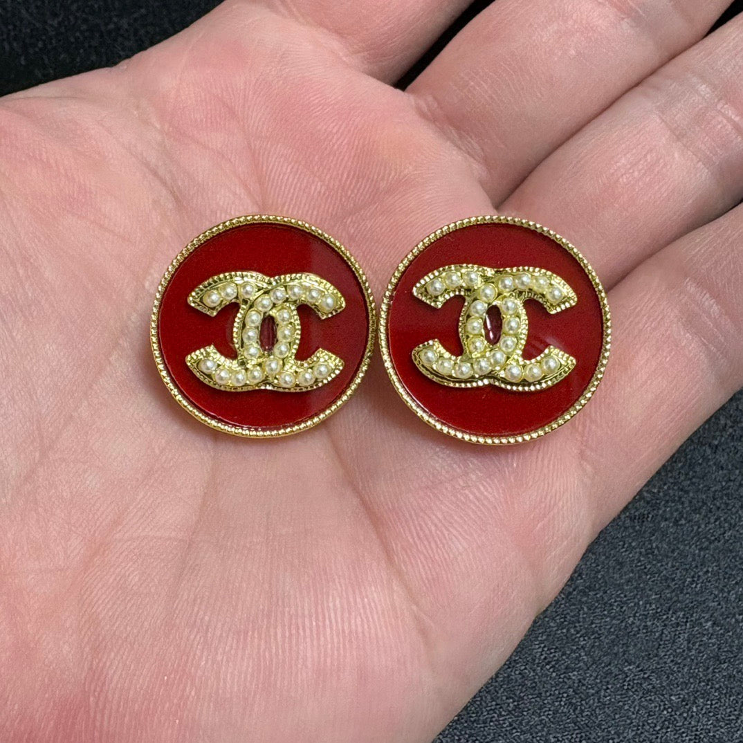 CHANEL Pearl Earrings