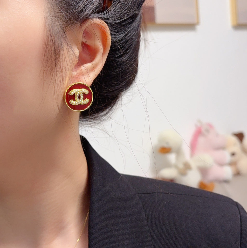 CHANEL Pearl Earrings