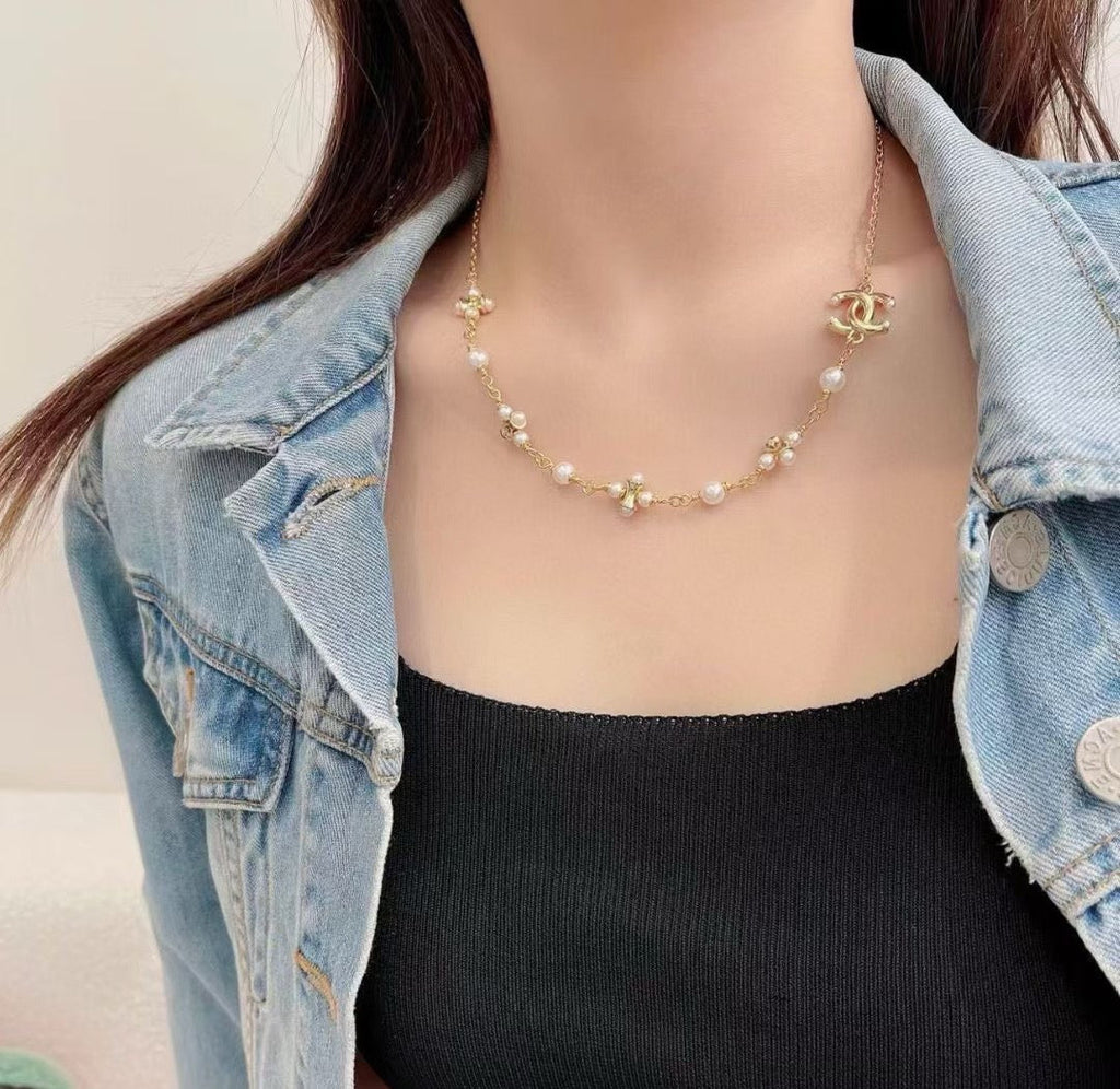 CHANEL Pearl Double-C Vintage Necklace